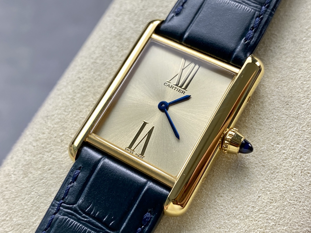 Tank Louis WGTA0213 Champagne Dial