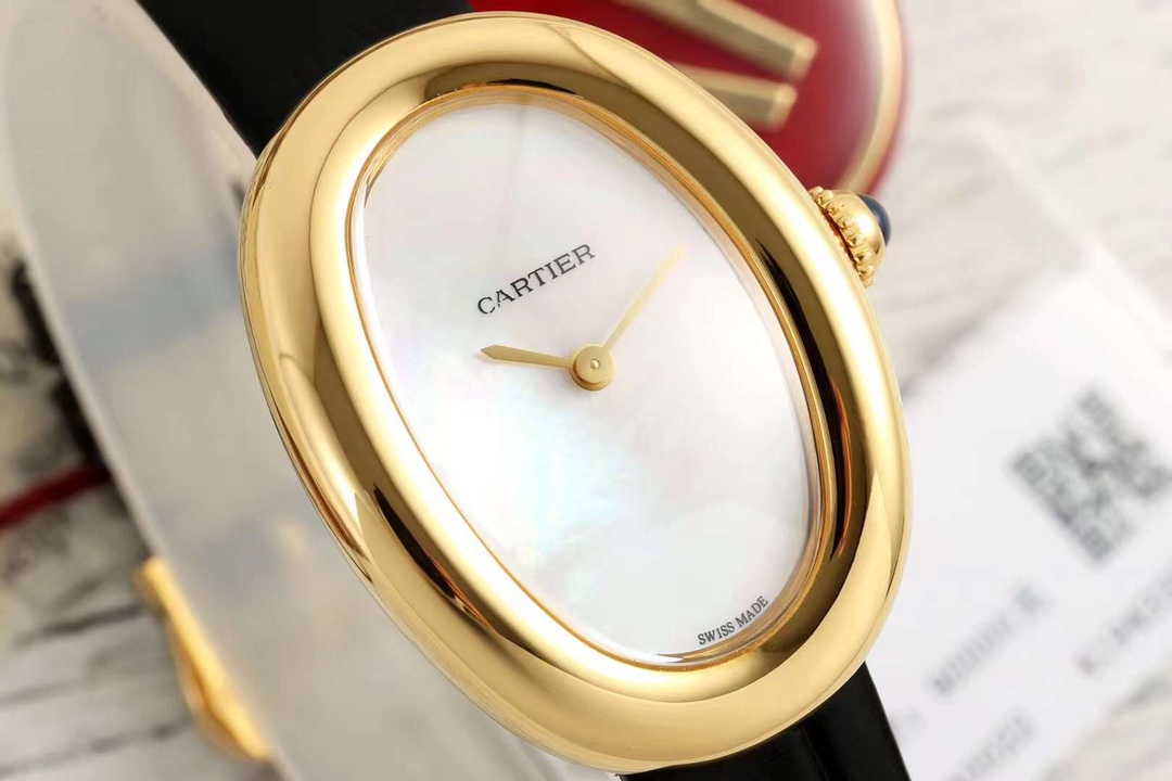 Mini Baignoire 18MM White Dial