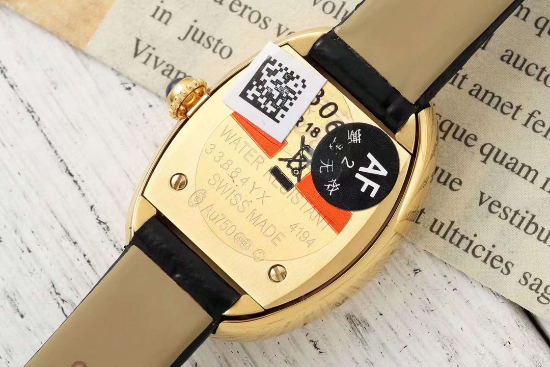 Mini Baignoire 18MM White Dial