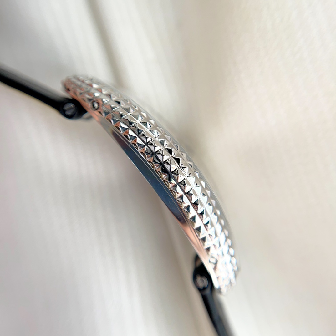 Baignoire Allongee Diamonds Silver Ladies Watch