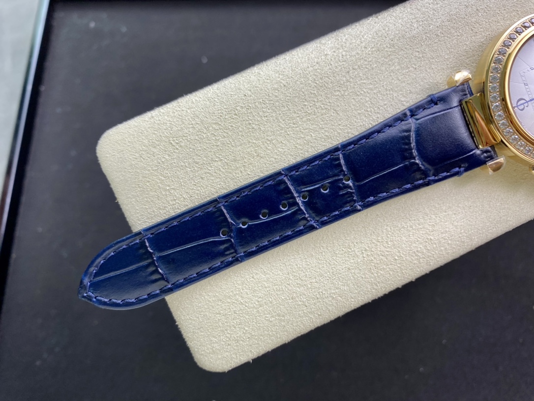 Pasha de Cartier Navy Blue K18PG Watch Unisex