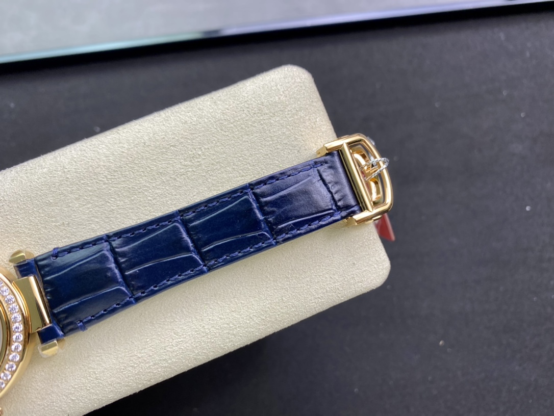 Pasha de Cartier Navy Blue K18PG Watch Unisex