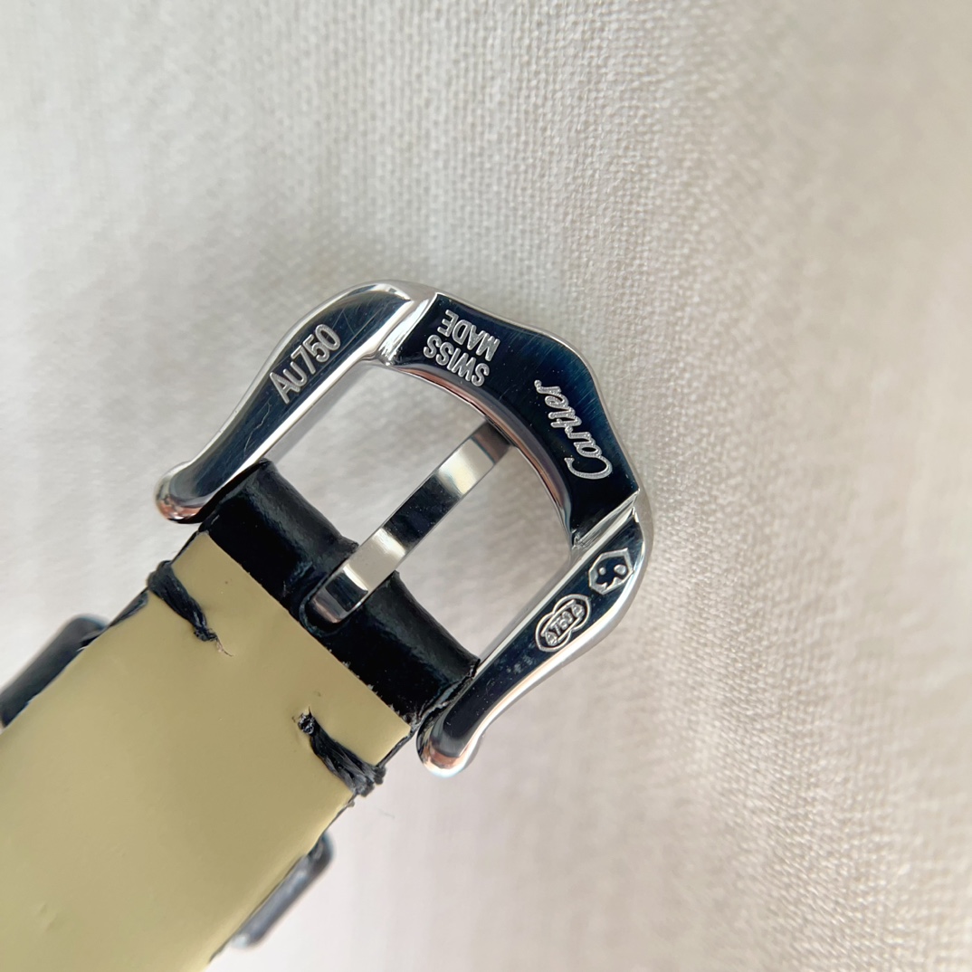 Baignoire Allongee Diamonds Silver Ladies Watch