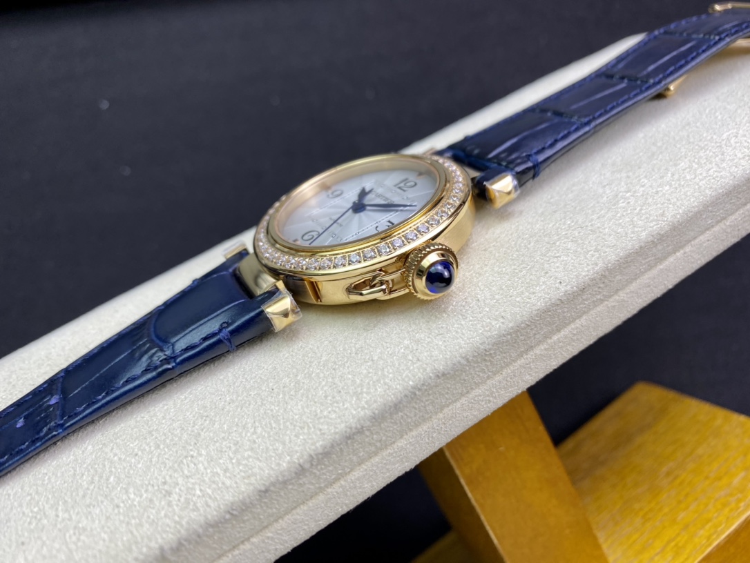 Pasha de Cartier Navy Blue K18PG Watch Unisex