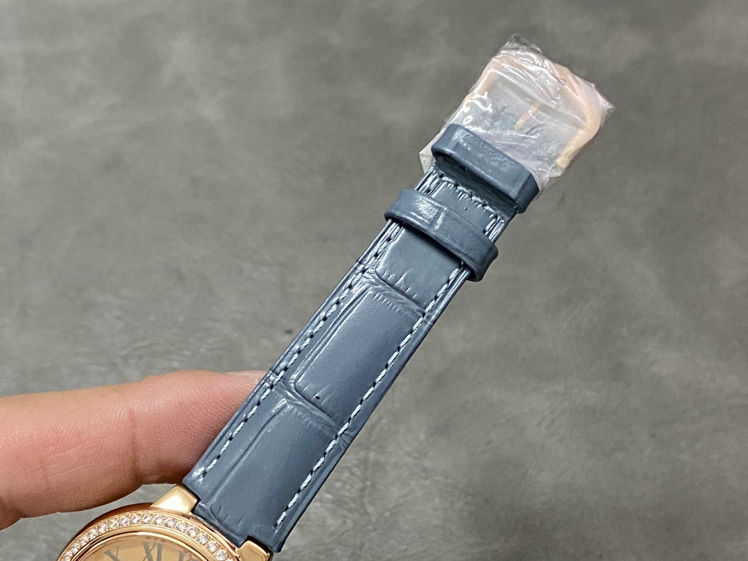 Ballon Bleu 33mm Diamond Rose Gold Grey Alligator Watch