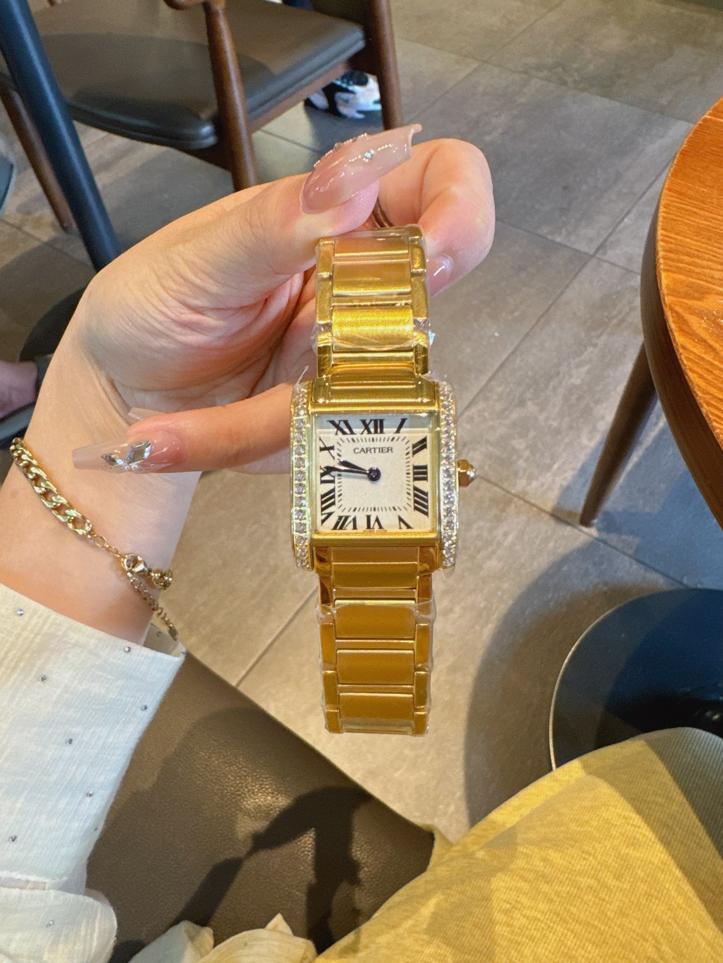Dupe Tank Française Watch Medium Model Yellow Gold Case With Diamonds