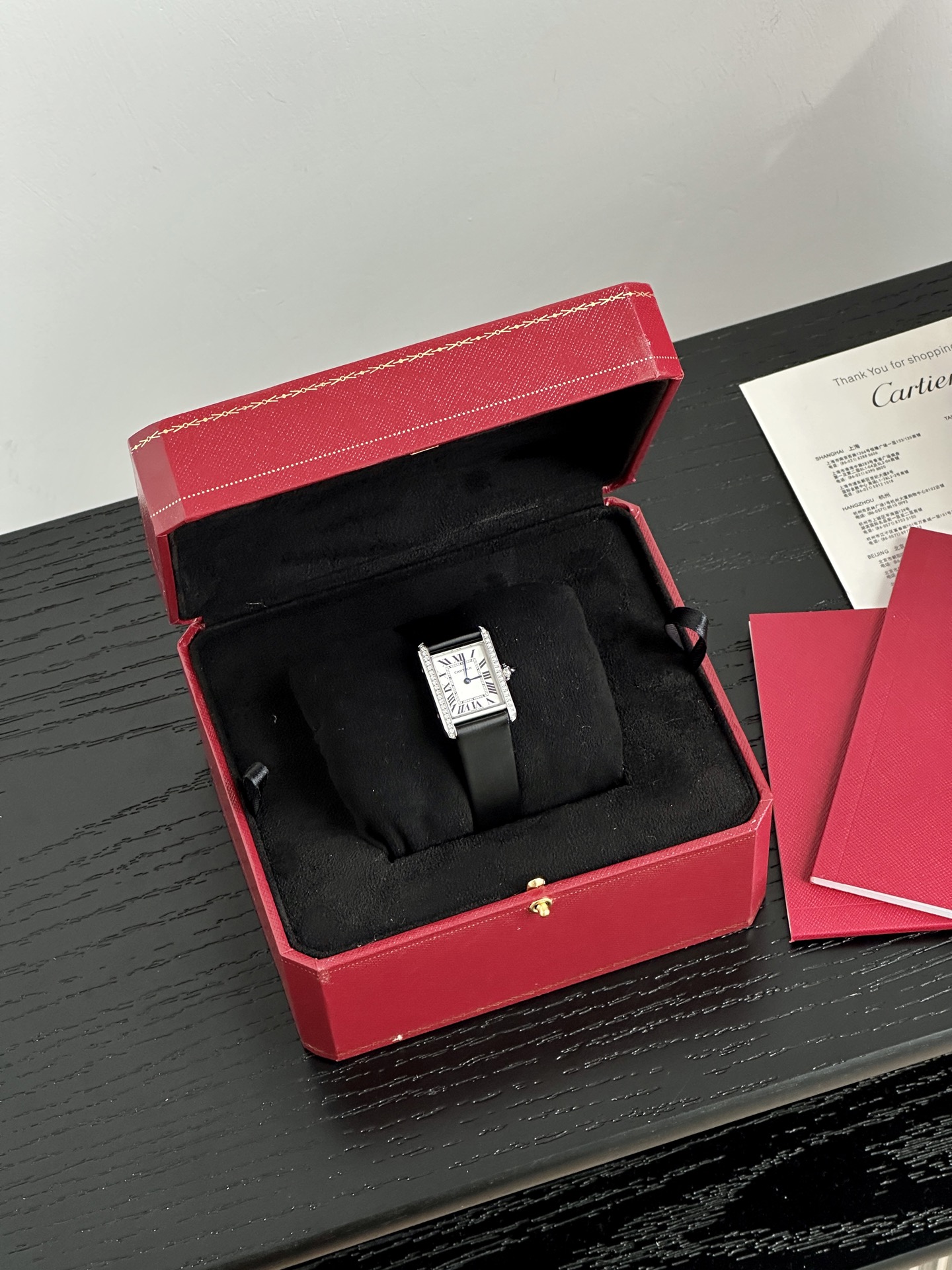 Dupe Tank Must De Watch Small Model Steel Case With Diamonds