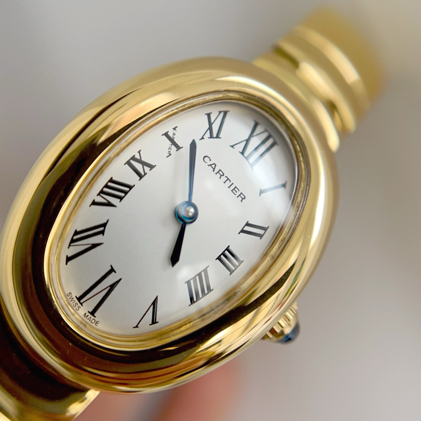 BBA Factory | Baignoire watch Quartz movement | Yellow gold