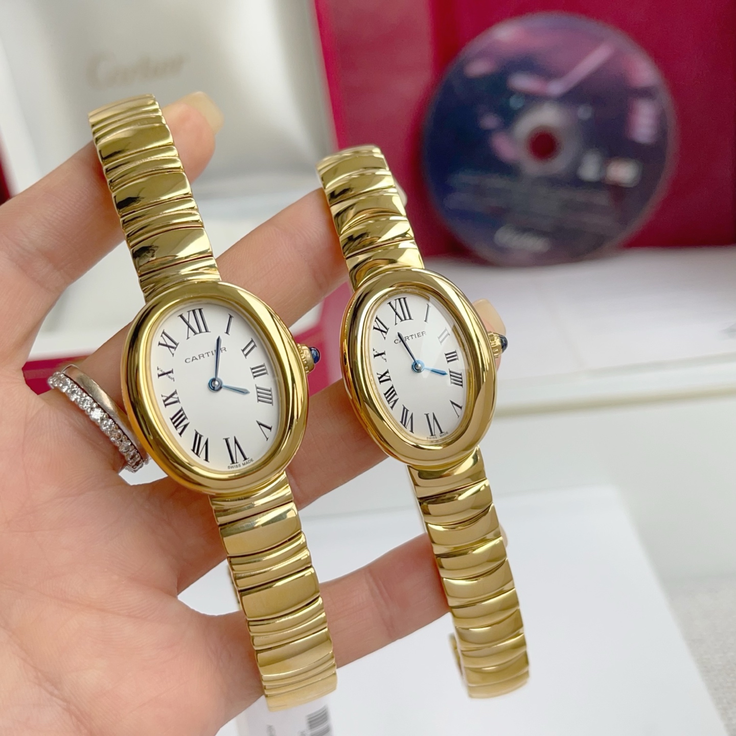 BBA Factory | Baignoire watch Quartz movement | Yellow gold