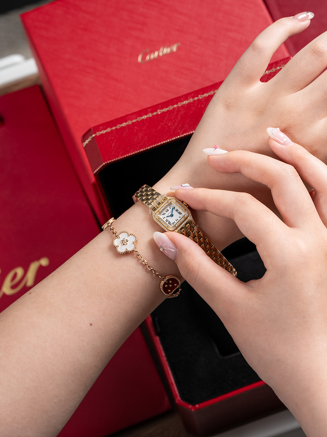 Super Clone | AF Factory Panthère Watch All Sizes Model Yellow Gold Diamond Bracelet